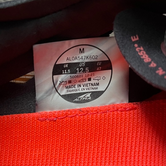 Altra Mont Blanc Trail running shoes - Picture 2 of 6